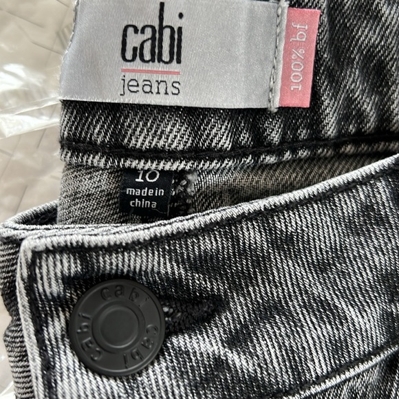 NEW Cabi Boyfriend Jeans - Picture 3 of 5